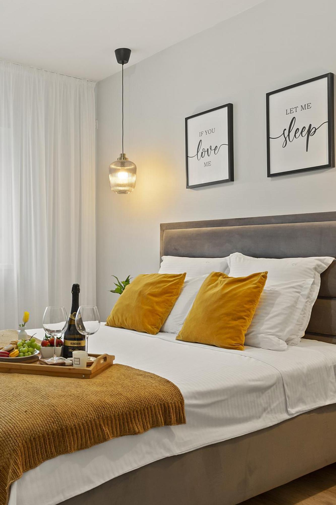 Mido Park Apartment With Private Parking & Self Check-In Bukarest Eksteriør billede