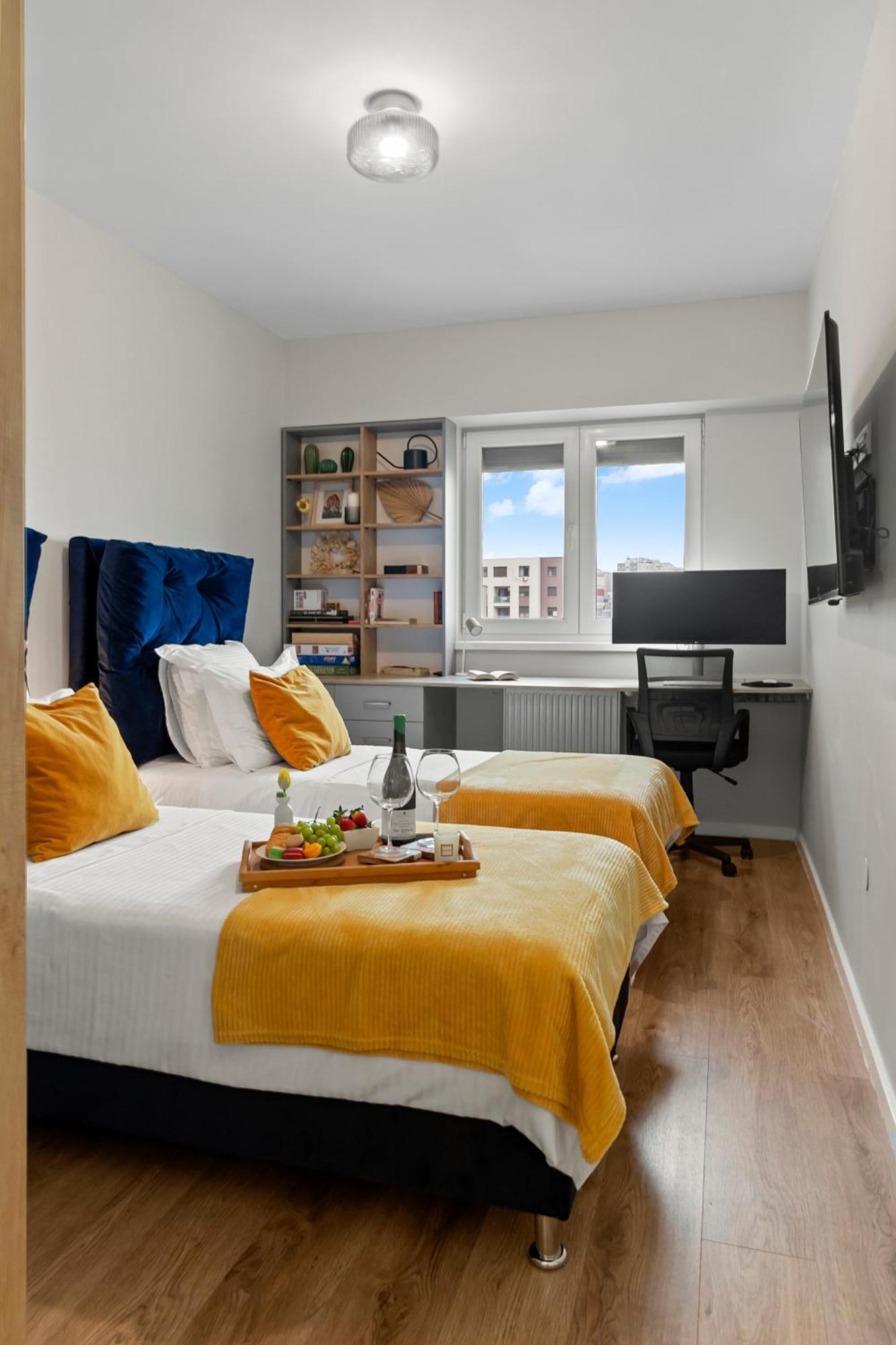 Mido Park Apartment With Private Parking & Self Check-In Bukarest Eksteriør billede