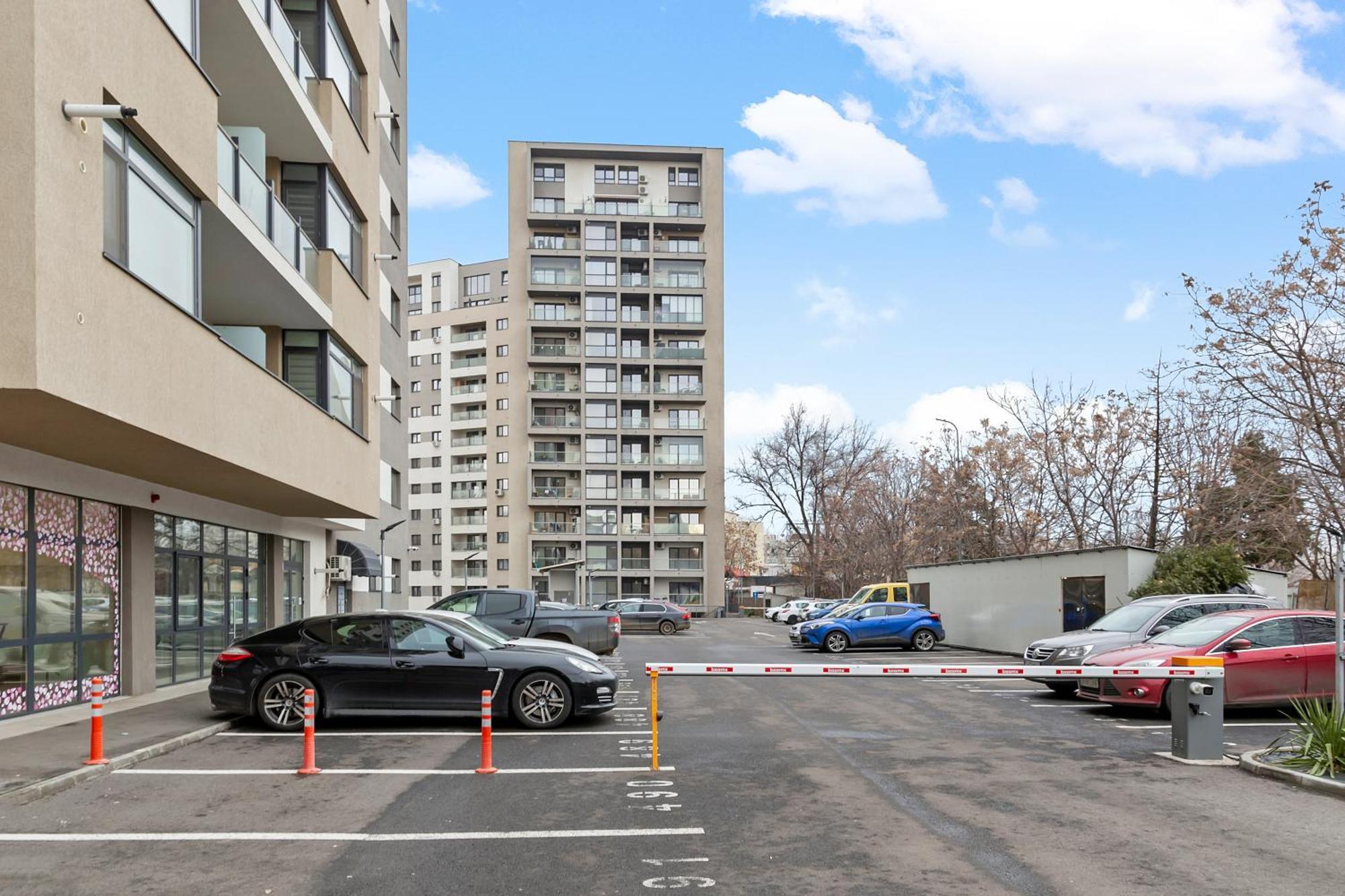 Mido Park Apartment With Private Parking & Self Check-In Bukarest Eksteriør billede