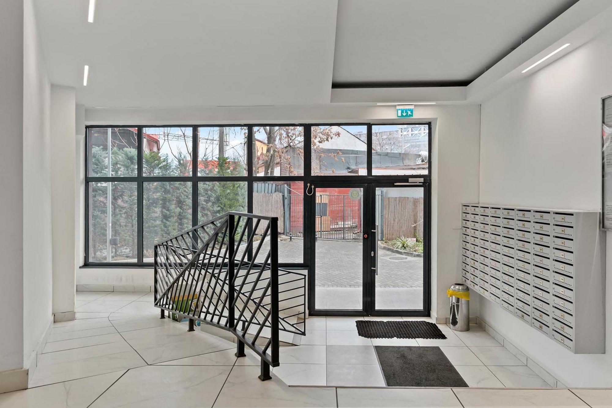 Mido Park Apartment With Private Parking & Self Check-In Bukarest Eksteriør billede